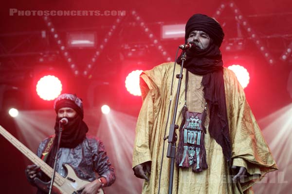 TINARIWEN - 2014-08-24 - SAINT CLOUD - Domaine National - Scene de l'Industrie - 